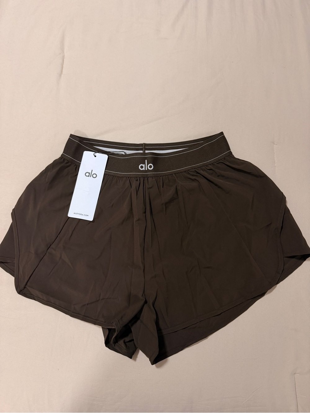 ALO Yoga Brown Women's Athletic Shorts - Soft Stretch Waistband